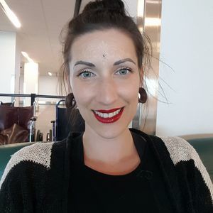 Meet your Posher, Lenore